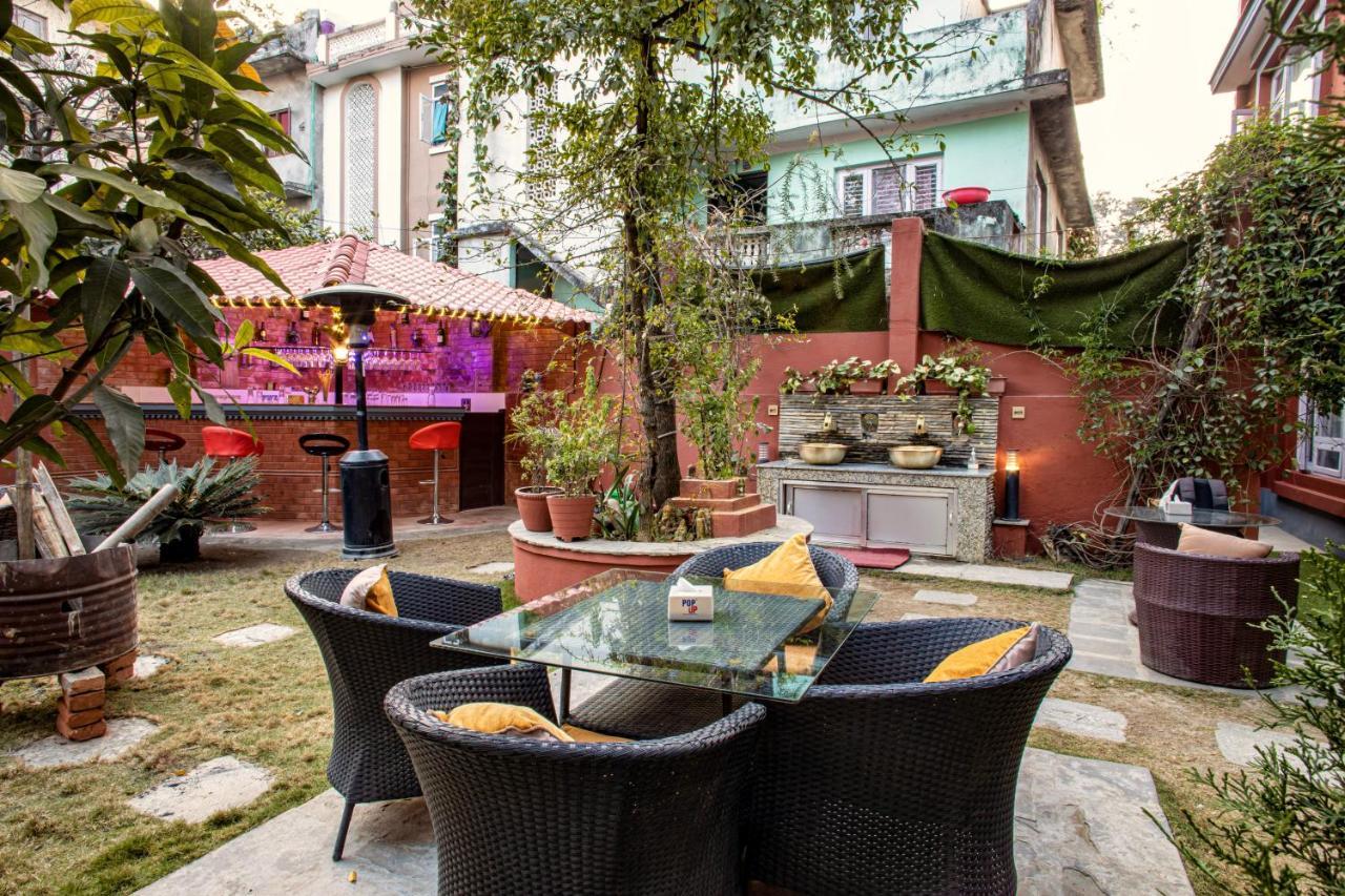 Hotel Bnb Mhepi Kathmandu Exteriör bild