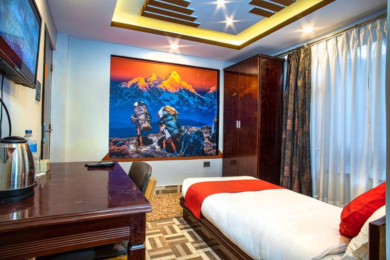 Hotel Bnb Mhepi Kathmandu Exteriör bild