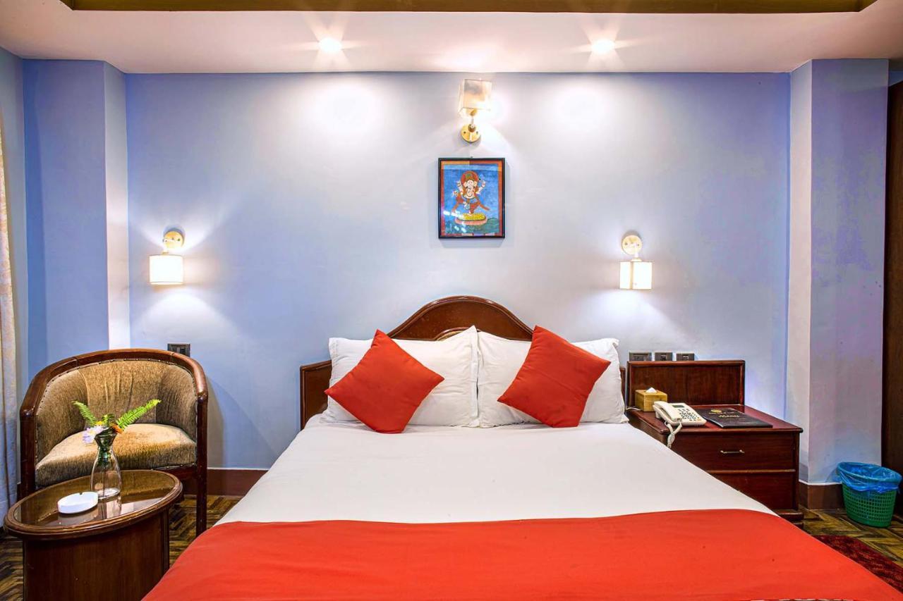 Hotel Bnb Mhepi Kathmandu Exteriör bild