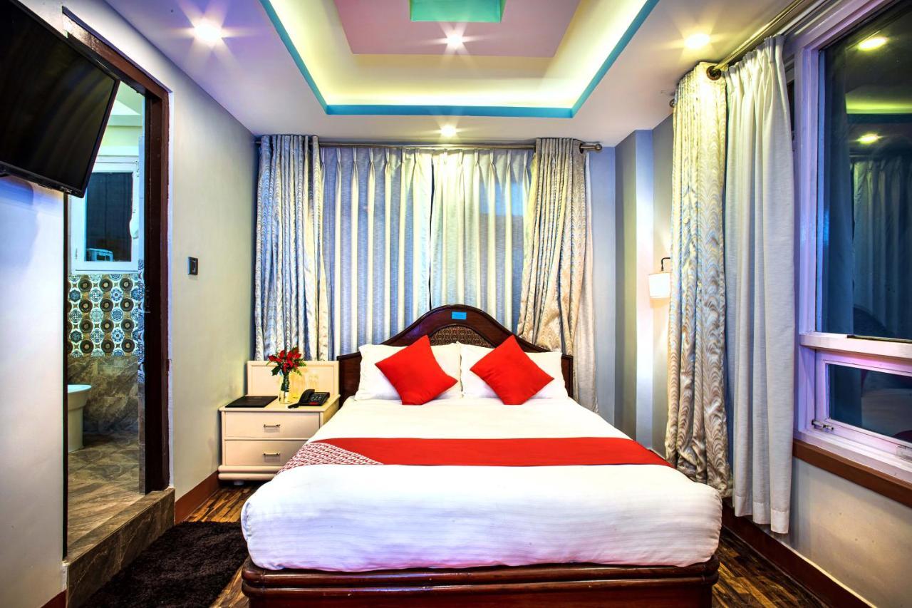 Hotel Bnb Mhepi Kathmandu Exteriör bild
