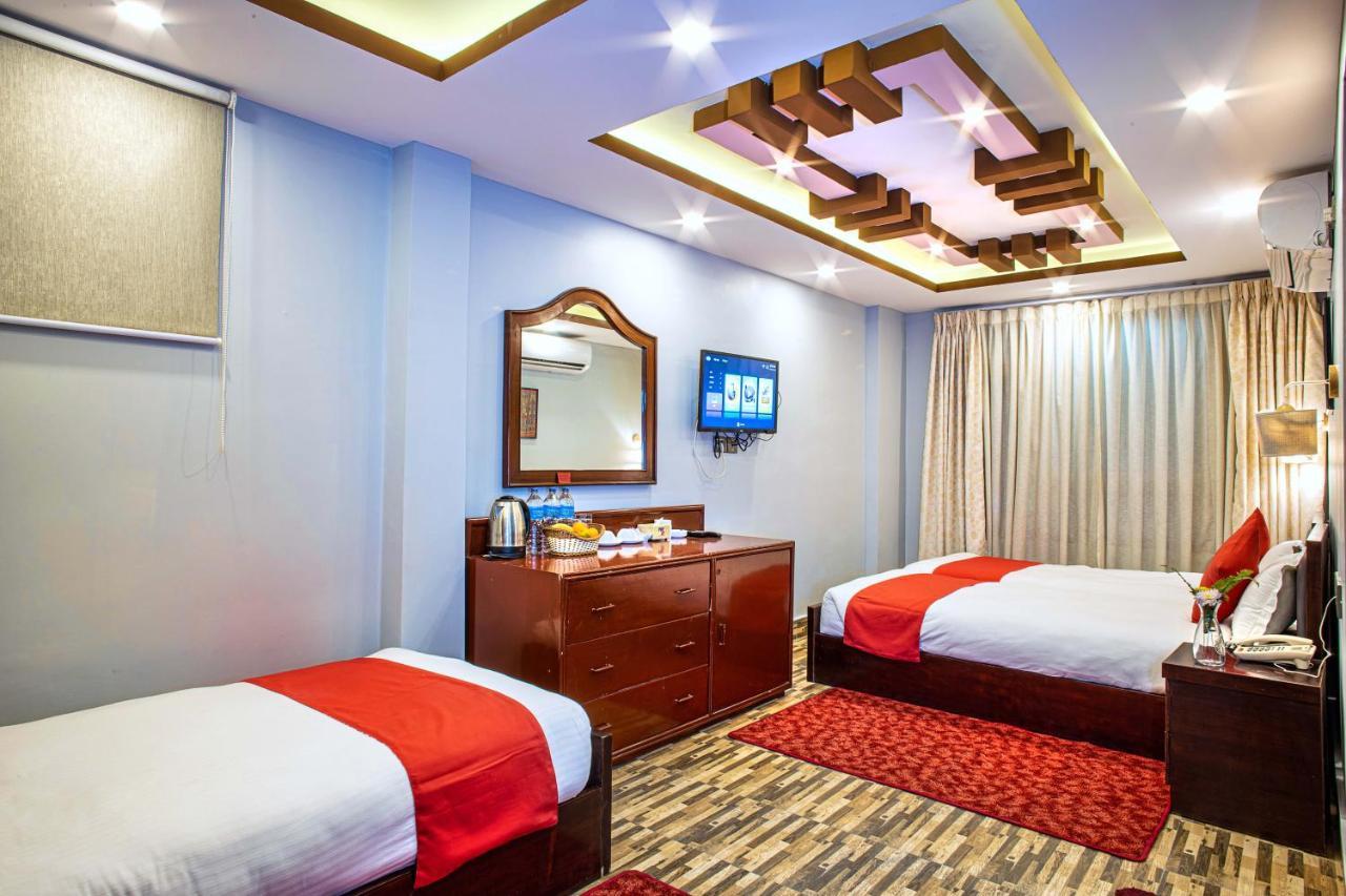 Hotel Bnb Mhepi Kathmandu Exteriör bild