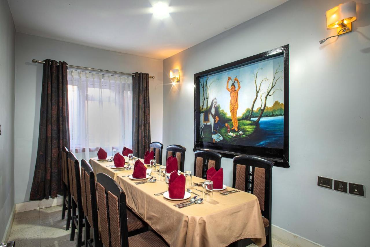Hotel Bnb Mhepi Kathmandu Exteriör bild